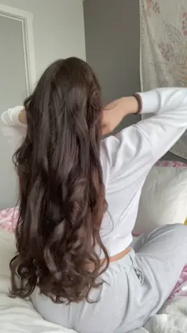 Viral ponytail hack 😍 #hairtutorial #hairtok #volume #longhair #thickhair #fyp