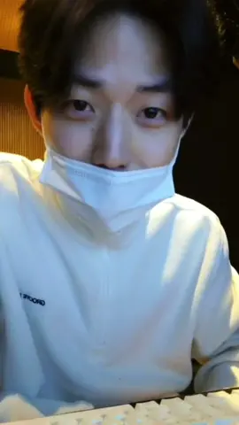 GIVE HIM HIS PLAY BUTTON😭sorry if there’s any mistranslation #jyplice #day6 #myday #dowoon #yoondowoon #drum #youtube #jyp #kpop #kpopfyp #fypシ