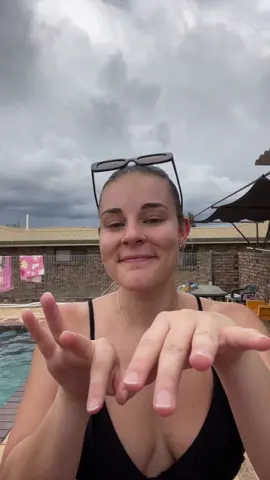 40% energy. She thicc and proud🤍 #aussie #2022 #landdownunder #thick