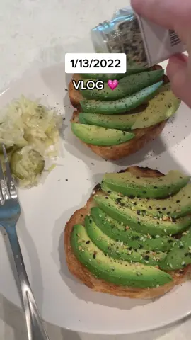mercury is in retrogradeeee aghhhh #fyp #dayinmylife #dayinmylifevlog #Vlog #aquaphor #slugging #avocadotoast #yum