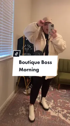 Let’s kick some ass today #curvyboutique #midsizefashion #boutiqueshopping #onlineboutique #boutiqueow#boutiqueowner #boutiqueownerlife