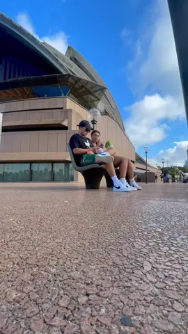 chillin outside the opera house :) #fyp #foryoupage #foryou #sydney #australia