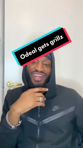 U.K. R&B and Afrobeats star Odeal Gets CAPPD with 2 gold caps! #grillz #customgrillz #goldgrillz #icedout #goldteeth #cappd