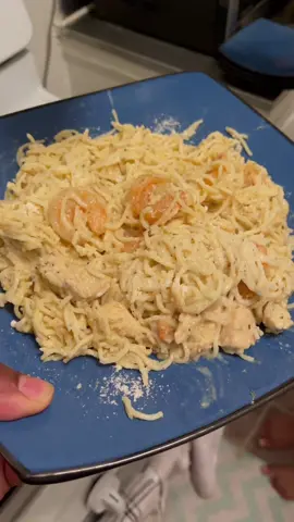 Delicious Fettuccine Alfredo 🍝 #foryou #foryoupage #fypシ #fy #fyp #delicious #food #Foodie #FoodLover #foodtiktok #foodchallenge #fettucinealfredo #alfredo #pasta #pastatiktok #pastachallenge #pastalover #homemade #homecooking #fromscratch