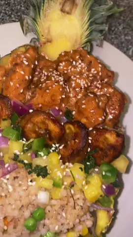 Pineapple bowl #cookingtiktok #foodtiktok #Foodie #cookingtips #cookingrecipes #blackpeoplecooking #fyp #fy #trending #viral