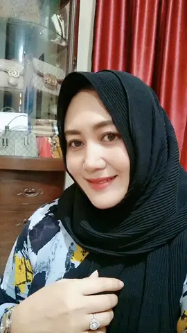 Balas @ovanprata lunas yg minta lagu walaupun tdk sesuai sm permintaannya 🤝👌😁🙏