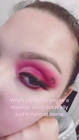 How i spend my breaks at work. #momlifebelike #naptimesovergtg #makeupfunnyvideo #valentinesdaymakeup