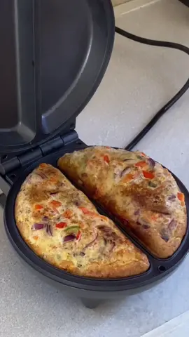 Omelette maker