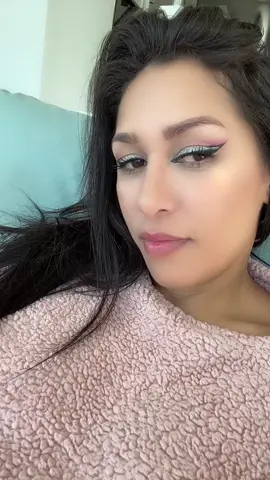 Dura @Becky G 😂
