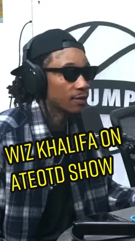 Wiz Khalifa came on the show and talks about how to have a long music career #wizkhalifa #foruu #music #artist #tips