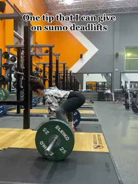 Trust me. #GymTok #girlswholift #fyp #CloseYourRings #momswholiftheavy #deadlifts #deadlifttips