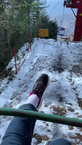 Girny lagi thi main😩😭😑#foryou #couple #video #foryoupage #fypシ #crew07 #trend #viral #account #tour #muree #snow #chairlift