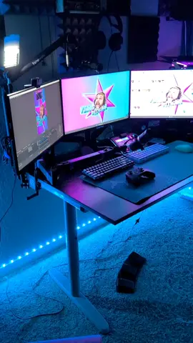 #streamer #gamer #pcgaming #pcbuilder #streamroom #facebookgaming #deskr #asus #xbox #ultimatepcbuild