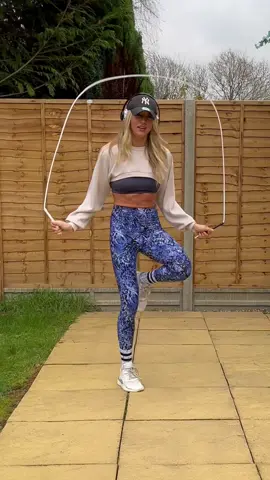 A bit of freestyle! Did you catch the direction changes? #jumprope #Fitness