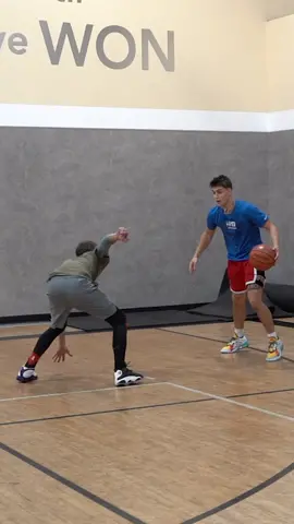 Someone explain to me what happened 😂😂😂 #foryou #fyp #basketball #bball #ankles #breakankles