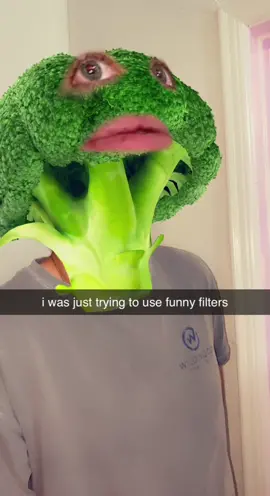 this is why I don’t like broccoli 🥦 @pxrxvi @conor.driscoll @notpreeti @scruffystraw
