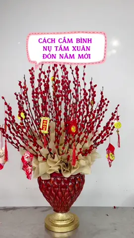 Trả lời @miupanhpao CÁCH CẮM BÌNH NỤ TẦM XUÂN ĐÓN NĂM MỚI 🌹🌹 #LearnOnTikTok #hoangtramtigon #daycamhoa #tigonflower