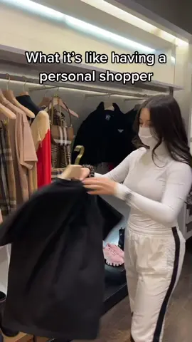 Everyone needs a Lisa in their life💅🏻 if you have any questions drop them in the comments #foryou #personalshopper #shopping #toronto
