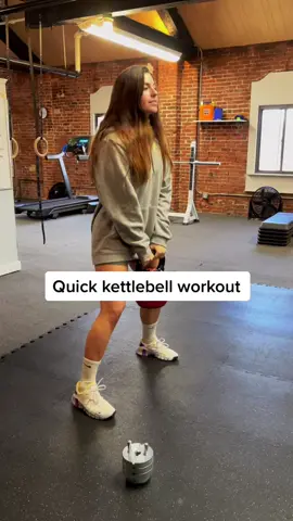 I ♥️ the kettlebell, here are just a few of the MANY exercises you can do with it. #fyp #FitTok #elfitup #Fitness #boston