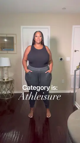 Casual wear doesn’t have to be boring! Thanks to these items from @stitchfix, I was able to put together 3 unique looks. #stitchfixambassador