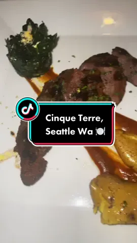 Cinque terre, Seattle Wa 🍸🥘 #seattlefood #downtown #washington #foodreview #yum #espressomartini #cheeseboard #cesarsalad #steakandpotatoes