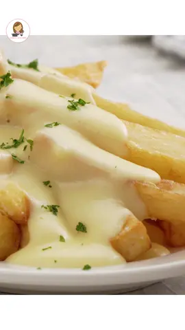 The Best Cheesy Chips Recipe I've ever made #chips #cheesychips #comfortfood