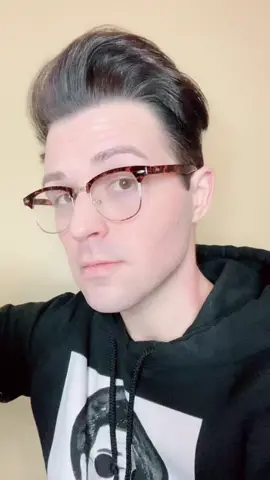 #duet with @themanbehindtheglasses @Justin Vayne one of my favorite creators 🤗🤗🤗🤗💜👑