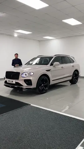 Bentley Bentayga #V8 #supercars #luxurycars #cartiktok #cars #foryou #fypシ #viral #vibes #carcommunity