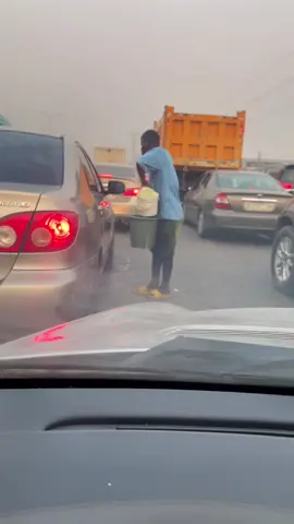 Husslying. I quick car wash in lagos traffic