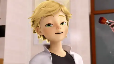 Free Adrien scenes