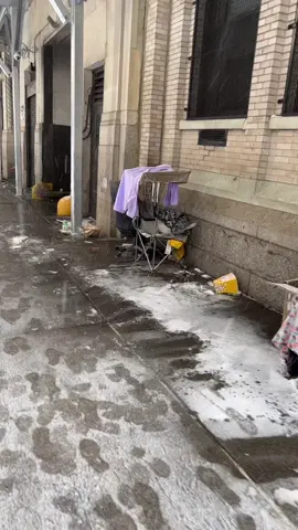 Where Cynthia lives. Glad she is not here. Hope she is someplace warm. #homeless #nyc #newyorkcity #invisiblepeople