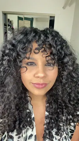 The way I move the hand and not the phone 😪#curly #ITriedItIPrimedIt #rizos #maturalhair