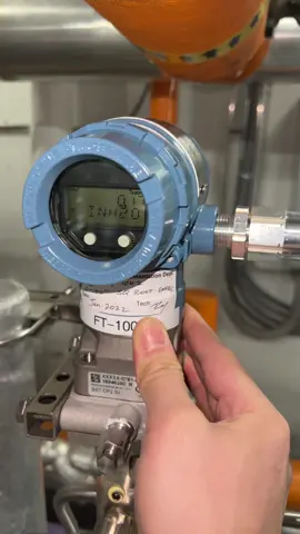 Transmitter hooked up, configured, SQ root enabled #electrician #sparky #instrumentation #controls #automation #industrial #rosemount #emerson