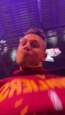 The Road to #WrestleMania starts tonight and I’m game face ready 😉 #WWE #RoadToWrestlemania #RoyalRumble