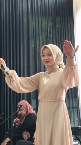 Saya dititipin jodoh orang mulu🙂