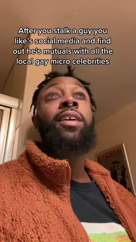 I want a bad bitch but 30k Twitter followers and verified accounts thirsting in your comments, stink? 🥴😭 #lgbt #philly #bi #fyp #jealous #sneakylink