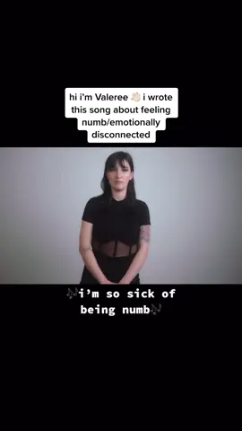 avoidant attachment role call 💁🏻‍♀️ #singer #songwriter #ptsd #numb #dissociation #beforeandafter