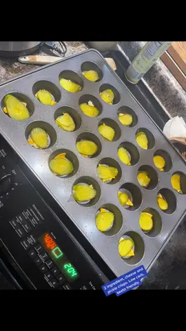 I makin the snax. #keto #food #chaffle #lowcarb #cheese #pickle