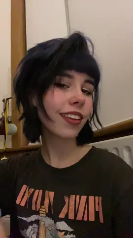 Lolzer this is cringe btw bloo eyebrow idea from @jess:)
