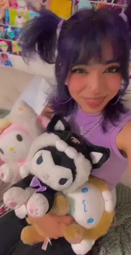 I luv the 30 mins of serotonin buying a plushie gives #plushie #sanrio #cute #kuromi #cinnamonroll #mymelody