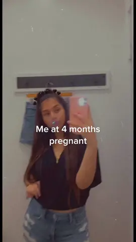 And i did. Cj made me look good pregnant 🤌🏼 #pregnancy #euphoria #pregnancyglow #babymoms #latina #hispanics