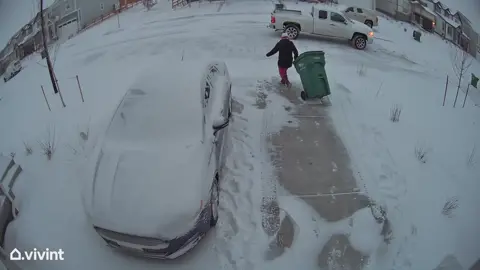 Some Wednesday mornings just hit harder… literally 🙃 #DIYwithBlock #fall #colorado #fallingonice #fail #foryou #foryourviewingpleasure #epic #oops