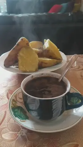 Alhamdulillah ya Allah untuk nafasku hari ini dan mata ku pagi ini masih bisa melihat matahari 🤲🤲🥰👉☕☕#kopipahitku219💞 #kopigapakegula #syukur
