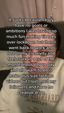 That’s the way the cookie crumbles #TeamofTomorrow #7seconds #plussizefashion #bodyneutrality #fashioninspo