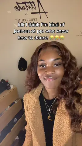 omw to friends birthday dinner #TeamofTomorrow#mcdonaldshacks#DIYwithBlock#trending#viral#dancetiktok#fypシ#birthdaydinner#relatable#girlsnight#fyp#fy