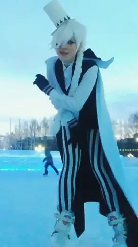 все катаются,а тут я #николайгоголь #гогольбсд #гоголь #гогольсырок #бродячиепсы #бсд #bungoustraydogs #bsd #cosplayer #cosplay