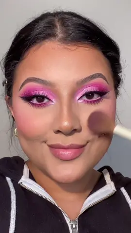 which character do u think would wear this look? 💕✨ #euphoriamakeup #ValentinesDay #makeuptutorial #fyp inspo: @iluvsarahiiii