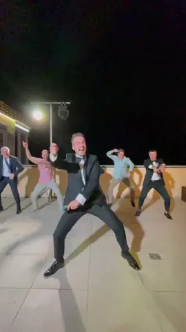 Gangnam Style😆 старались для бабушки💣Оцените😂 #gangnamstyle #gangnamstylechallenge #мывтанцах #мывтанцах🤣✌️ #ведущийнасвадьбу #организаторсвадеб #свадьбавсочи