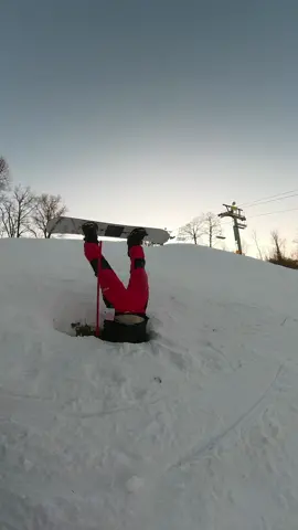 @backflippingbenton is crazy 😂 #prosnowboarder #pro #snowboarder #snowboard #ski #snowboardtok #skitok #snowboarding #funny #hole #random #colorado #coloradocheck #skiresory #skiseason #snowboardtrick #snowboardfail #skifail #snow #snowday #lmao