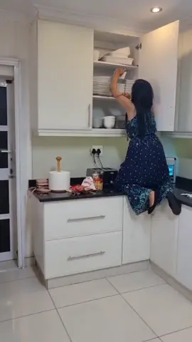 She's Fiesty sometimes this one @_tanyagibbs & her Short People Problems with @josh.jacobs @delondevparsad #fyp #dalaucrew #shortpeopleproblems